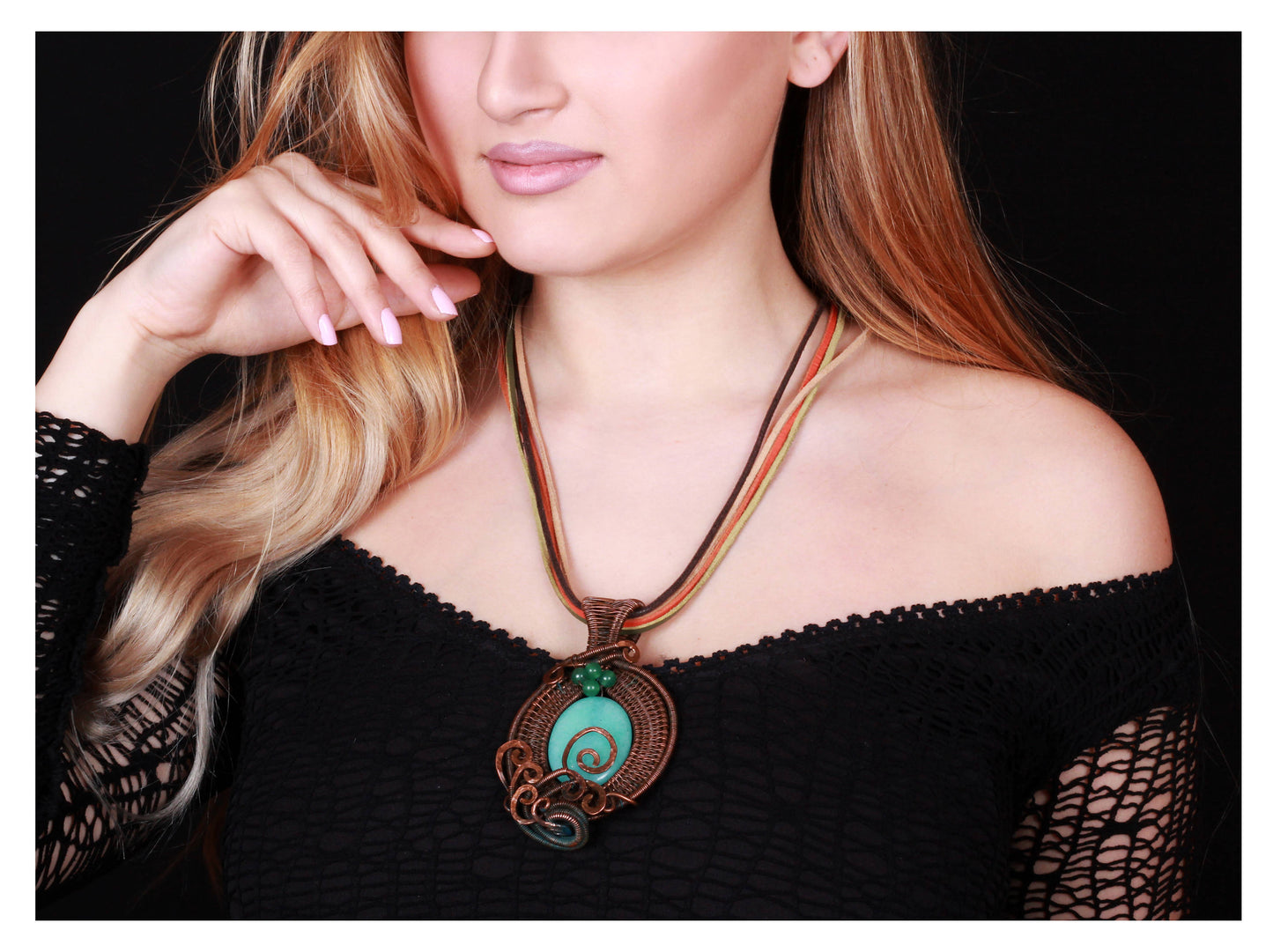 Wire-Wrapped Filigree Necklace with Green Agate Nephrite -Artisan Jewelry with Intricate Detailing - Statement Piece for Elegant Occasions