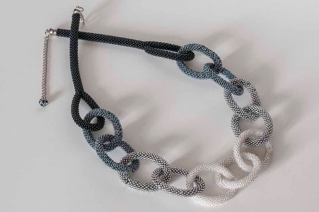 Chunky Cable Chain Ombre Necklace - Handmade Armenian Seed Bead - Knotted Design