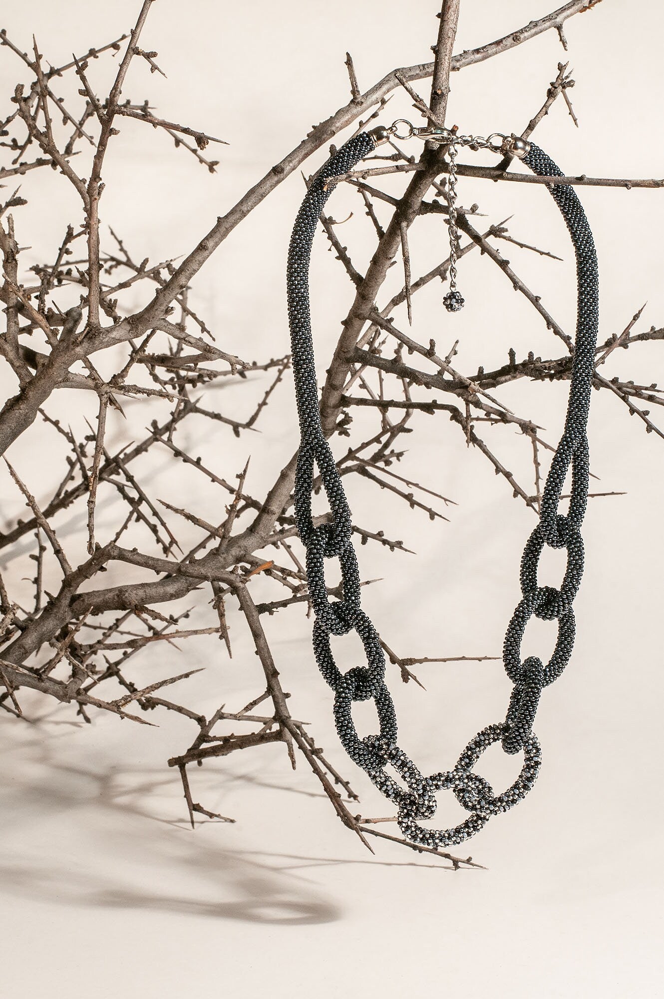 Chunky Cable Chain Ombre Necklace - Handmade Armenian Seed Bead - Knotted Design