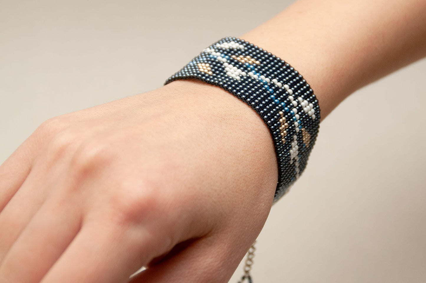 Handmade Pampas Cuff Bracelet - Bohemian Beaded Nature Inspired Armenian Gift