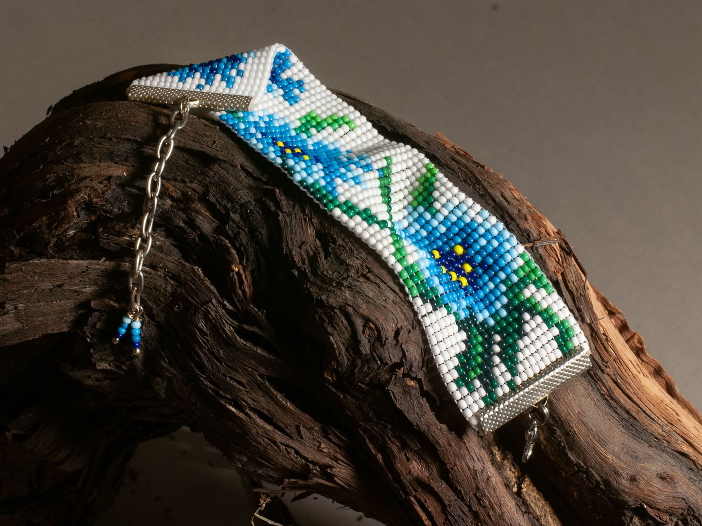Blue Flower Bracelet, Beaded Cuff Bracelet, Summer Jewelry, Floral Bracelet, Wedding Bracelet, Armenian Gift, Bridesmaid Gift, Beach Jewelry