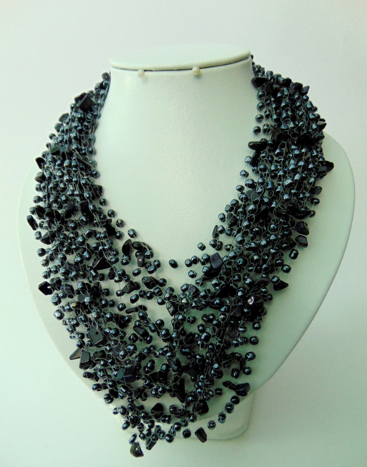 Strong Black Air Necklace with Natural Stone Fragments - Evening Statement Jewelry