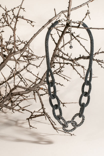 Chunky Cable Chain Ombre Necklace - Handmade Armenian Seed Bead - Knotted Design