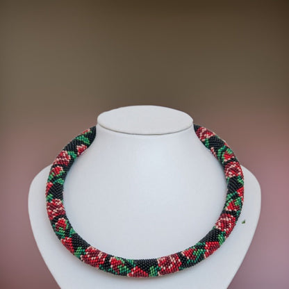 Romantic Blooming Roses Statement Necklace - Black and Red - SpringSummer Beaded Jewelry - PromSpecial Occasion - TM